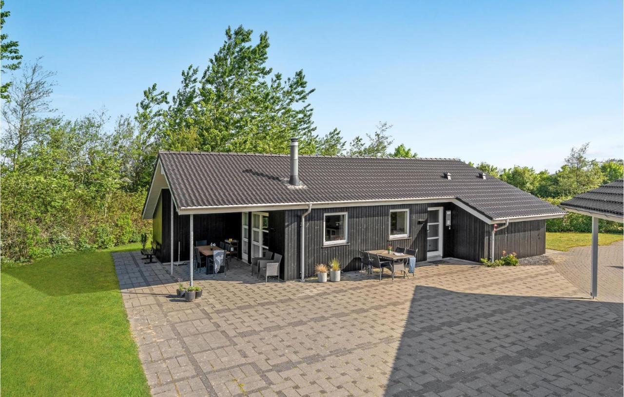 Cozy Home In Tarm With Kitchen Εξωτερικό φωτογραφία